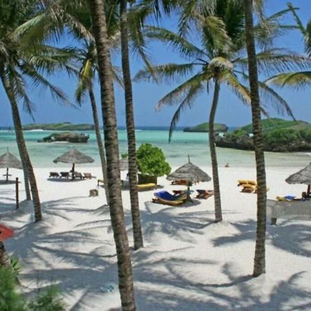 White Villa - Paparemo Beach 瓦塔穆 外观 照片