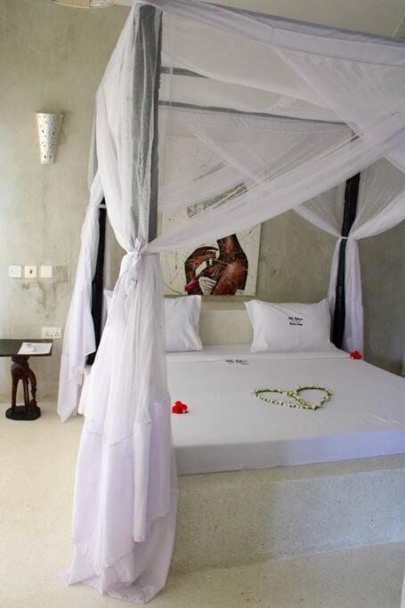 White Villa - Paparemo Beach 瓦塔穆 外观 照片
