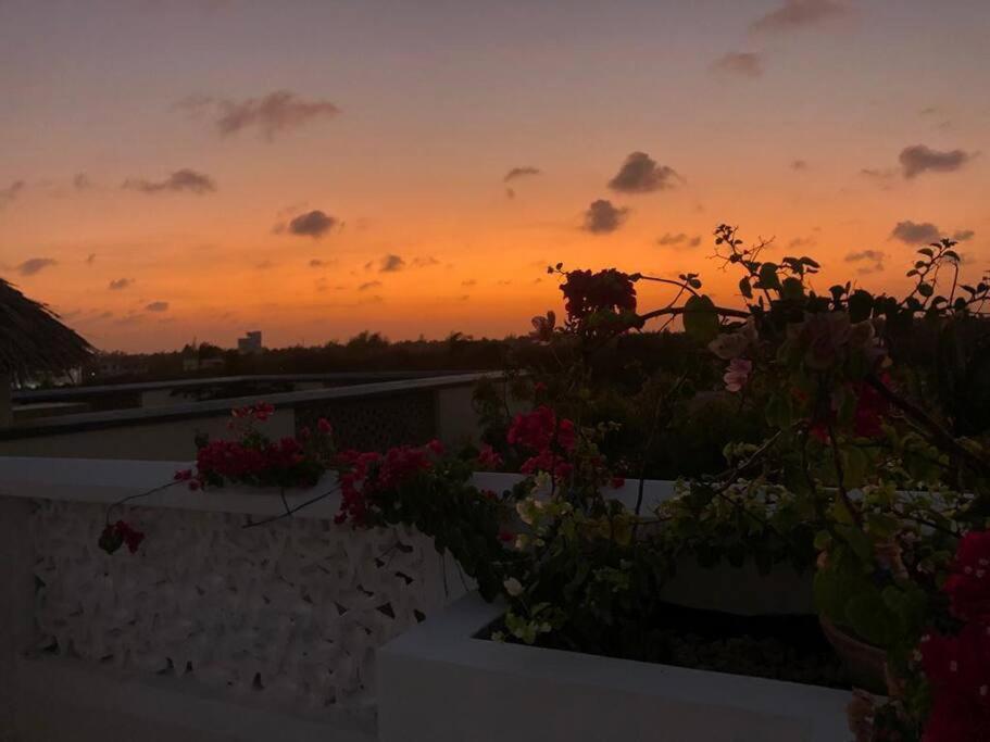White Villa - Paparemo Beach 瓦塔穆 外观 照片