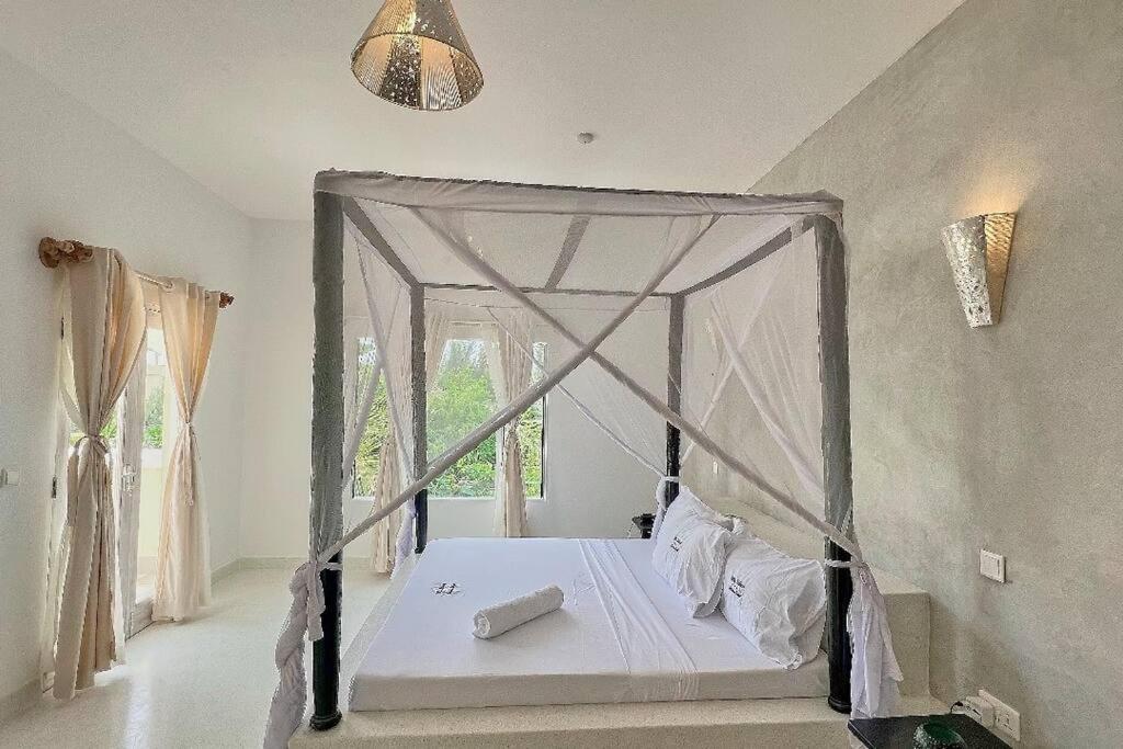 White Villa - Paparemo Beach 瓦塔穆 外观 照片