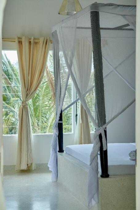 White Villa - Paparemo Beach 瓦塔穆 外观 照片